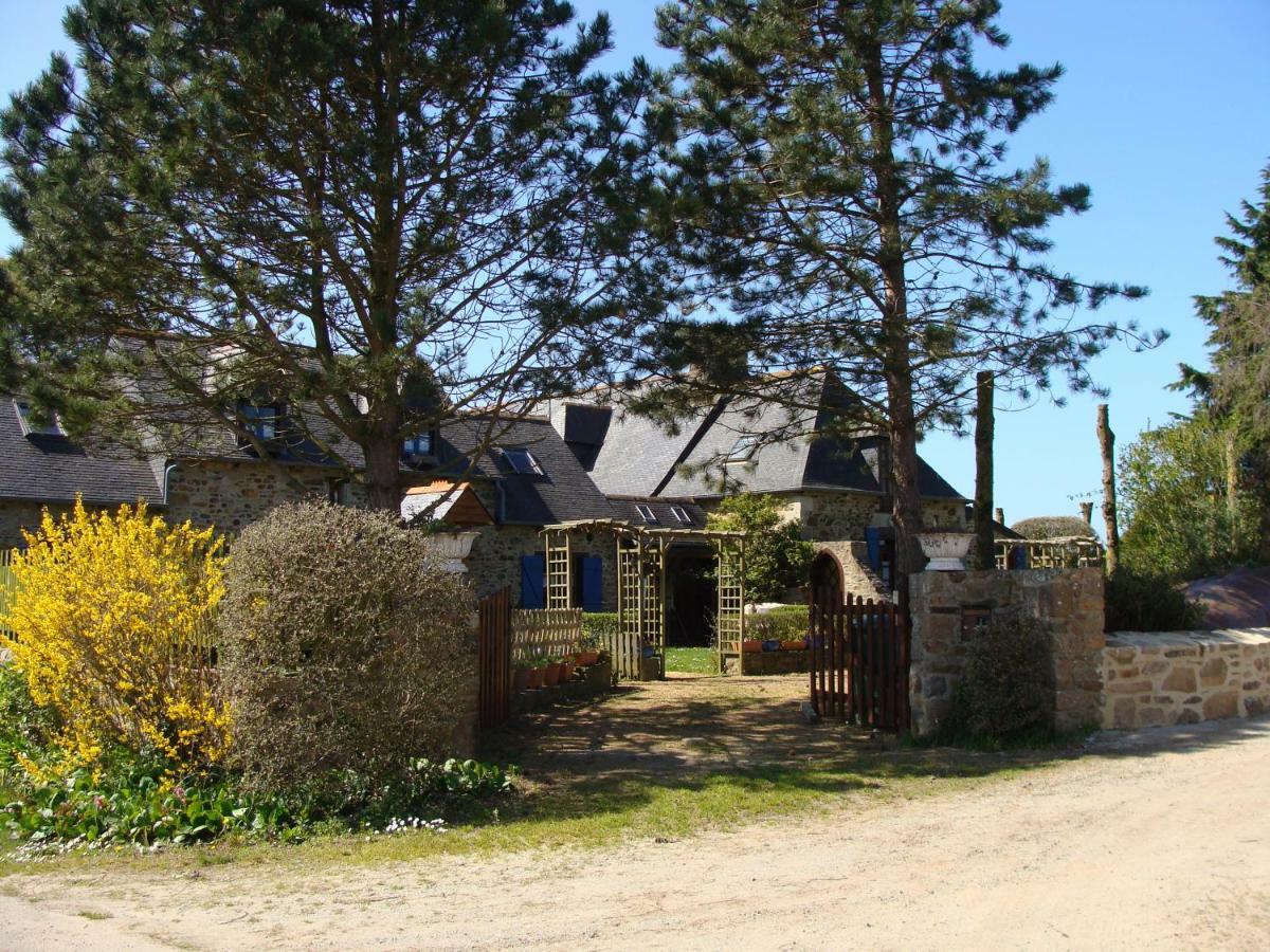 Maison De La Ferme Lézardrieux Exterior foto